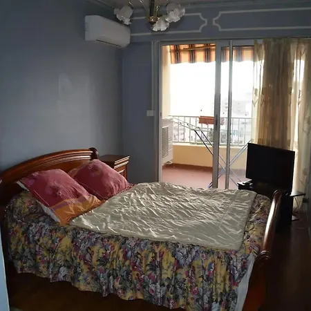 Confortable A Avec Balcon דירה אז'אקסיו