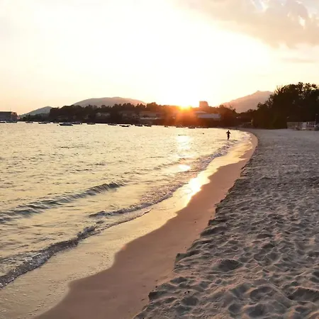 Confortable A Avec Balcon Lägenhet