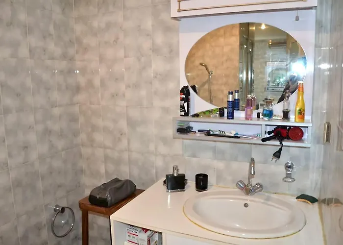 Confortable A Avec Balcon * 阿雅克肖